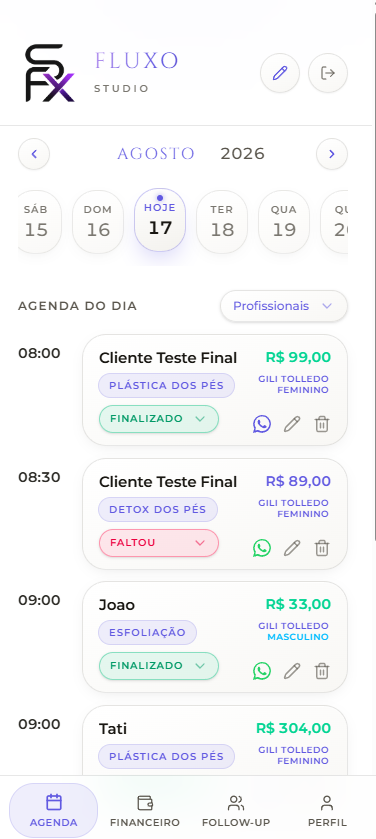 Agenda do dia com horários, serviços e status dos clientes